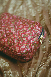 Medium Silk Travel Bag Julie ~ ''Morning kisses''